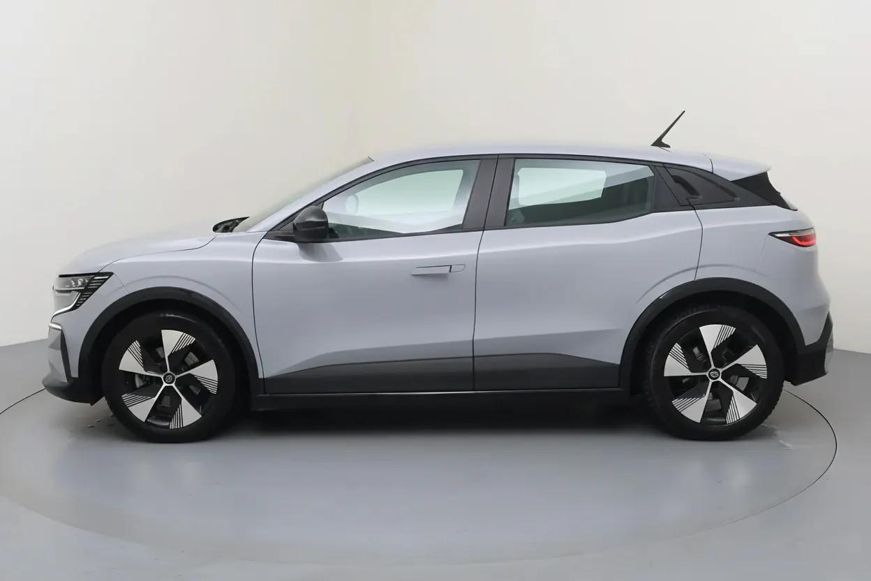 Renault Mégane E-Tech Marseille vue 2 Renault Mégane E-Tech en leasing sans apport à Marseille — vue 2