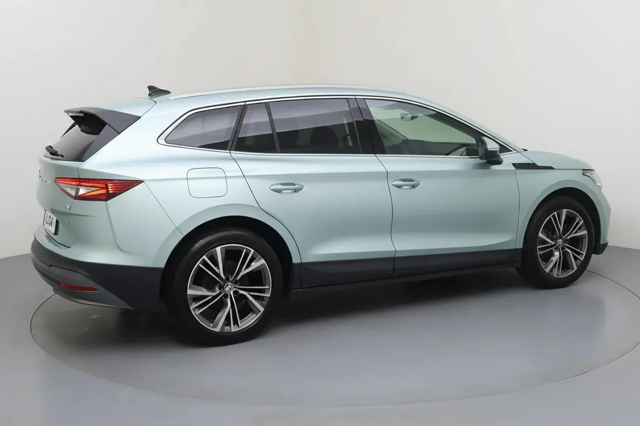 Skoda Enyaq Marseille vue 3 Skoda Enyaq en leasing sans apport à Marseille — vue 3